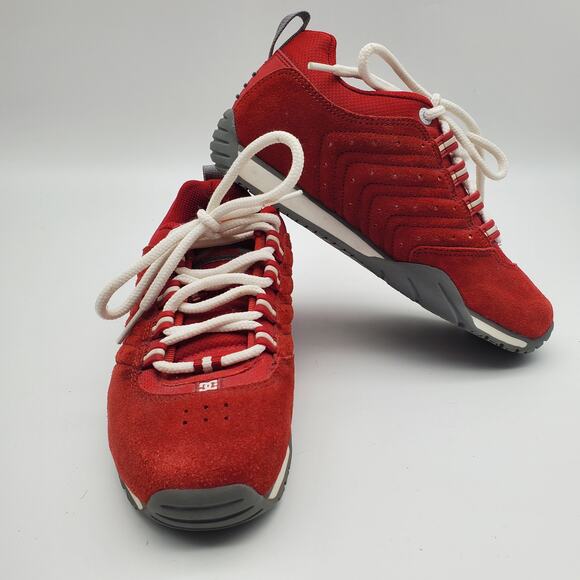 DC Women’s Dash Skate Shoes Red Suede Size 7 - Picture 1 of 10